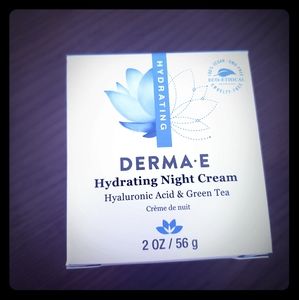 Hydrating night cream